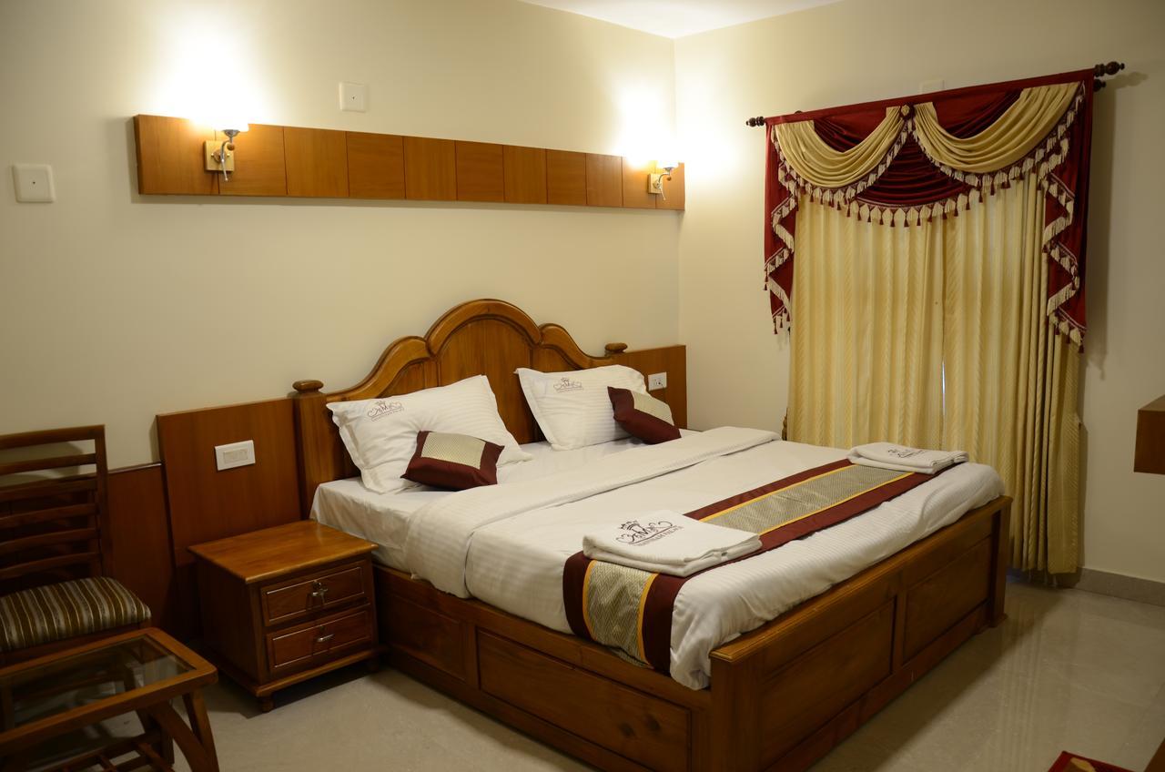 Hotel Vasantham Palace Ooty Exteriér fotografie